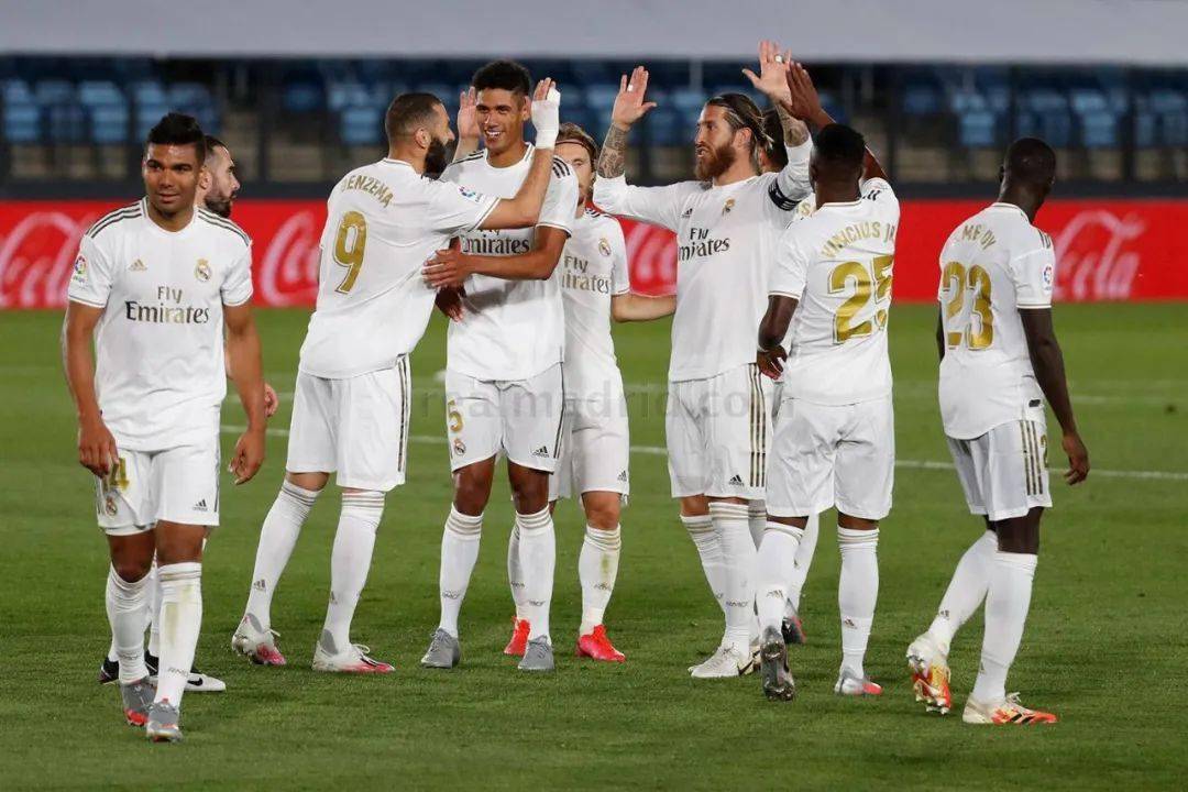 布伦森过去7场比赛场均31.6+6，复出后尼克斯4胜1负