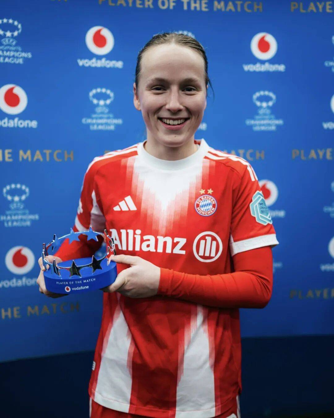 港队本月亚洲杯预选赛大名单：陈晋一领衔中超、中甲8将入选（港足公布本月亚洲杯预选赛名单：陈晋一领衔，8名中超中甲球员入选）