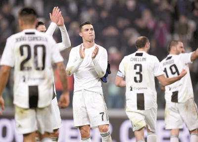 桑德兰主帅：扎卡对阿森纳的了解对我们很重要，他说能有斩获（桑德兰主帅：扎卡熟悉阿森纳对球队至关重要，他认为我们有望取分）