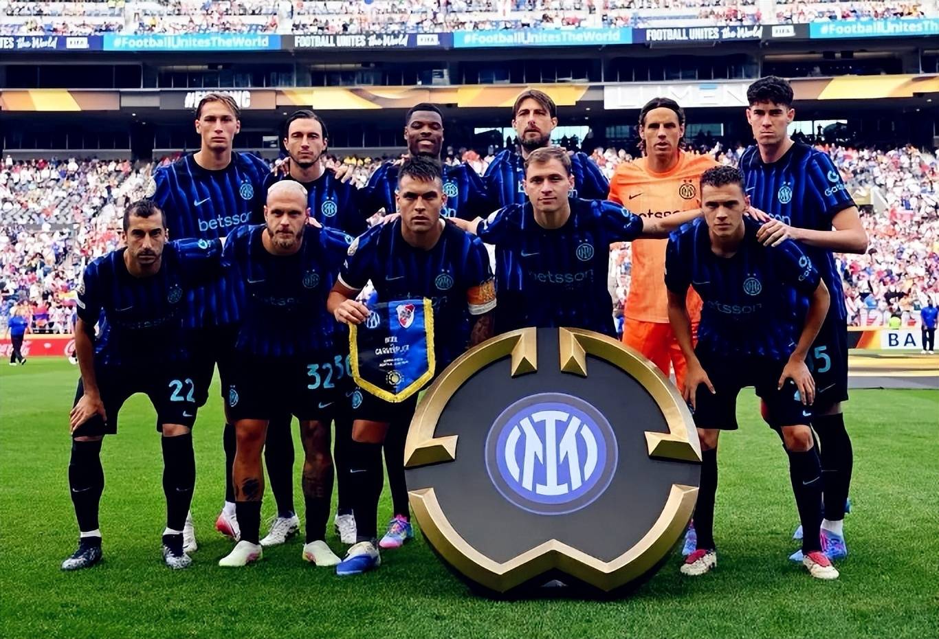 中国U20女足1-2不敌英格兰U20女足，吴佳璇破门（中国U20女足1-2负英格兰U20女足，吴佳璇建功）