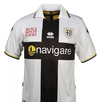 巴西上一次落位世界杯C组是2002年，近两届冠军都出自C组（巴西上次被分入世界杯C组还是2002年，最近两届冠军均出自C组）