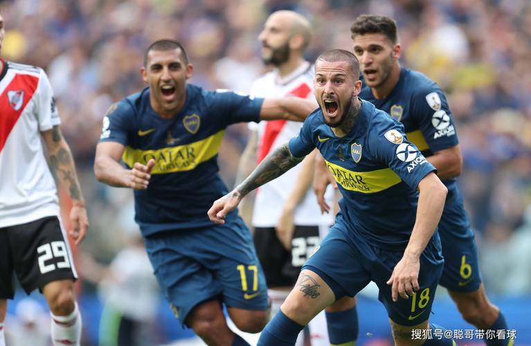 马德兴：武汉女足马不停蹄参赛是一种伤害，足协应协调好各种赛程（马德兴：武汉女足连轴转参赛有伤害，足协需统筹赛程安排）