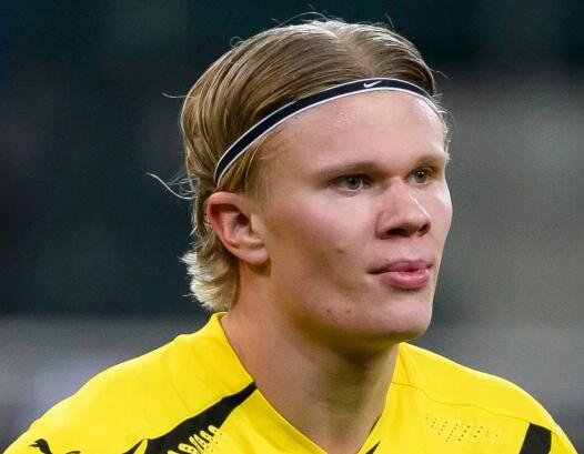 埃贝尔：穆西亚拉复出要等到1月；和格纳布里续约谈判很顺利（埃贝尔：穆西亚拉预计一月回归；格纳布里续约进展顺利）