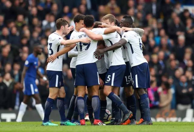 本赛季教练薪资排名：科尔、斯波、泰伦·卢前三，雷迪克第十（本季教练薪酬榜：科尔、斯波、泰伦·卢位居前三，雷迪克第10）