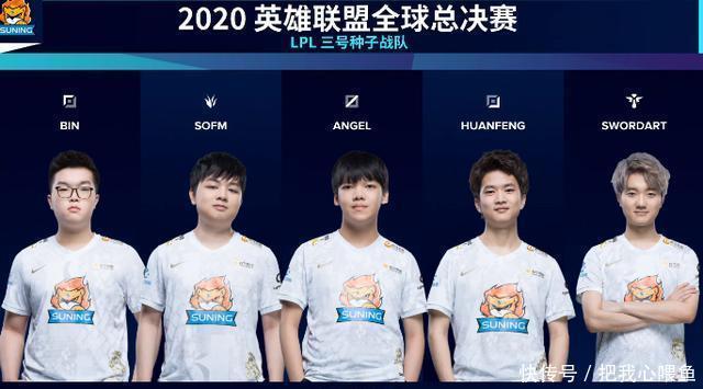 意甲：那不勒斯2-1AC米兰，波利塔诺闪击卢卡库生涯400球，希门尼斯失点